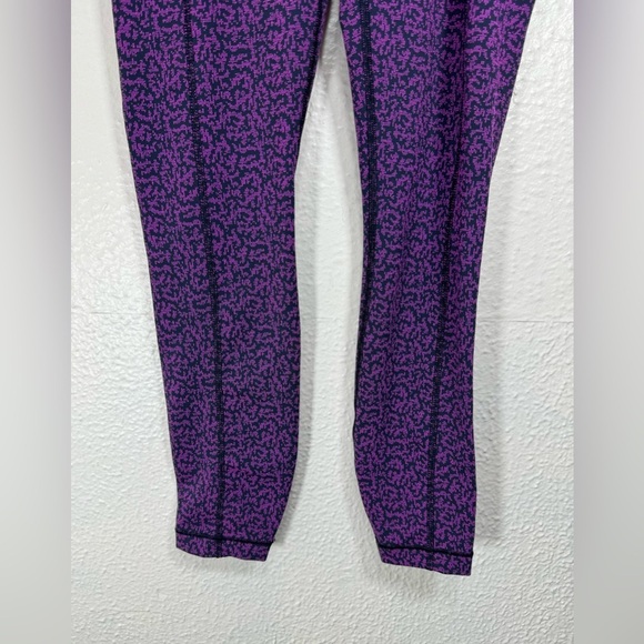Athleta Purple and Black Ultimate Stash Pocket Textured 7/8 Tight Women’s XXS - Picture 6 of 10